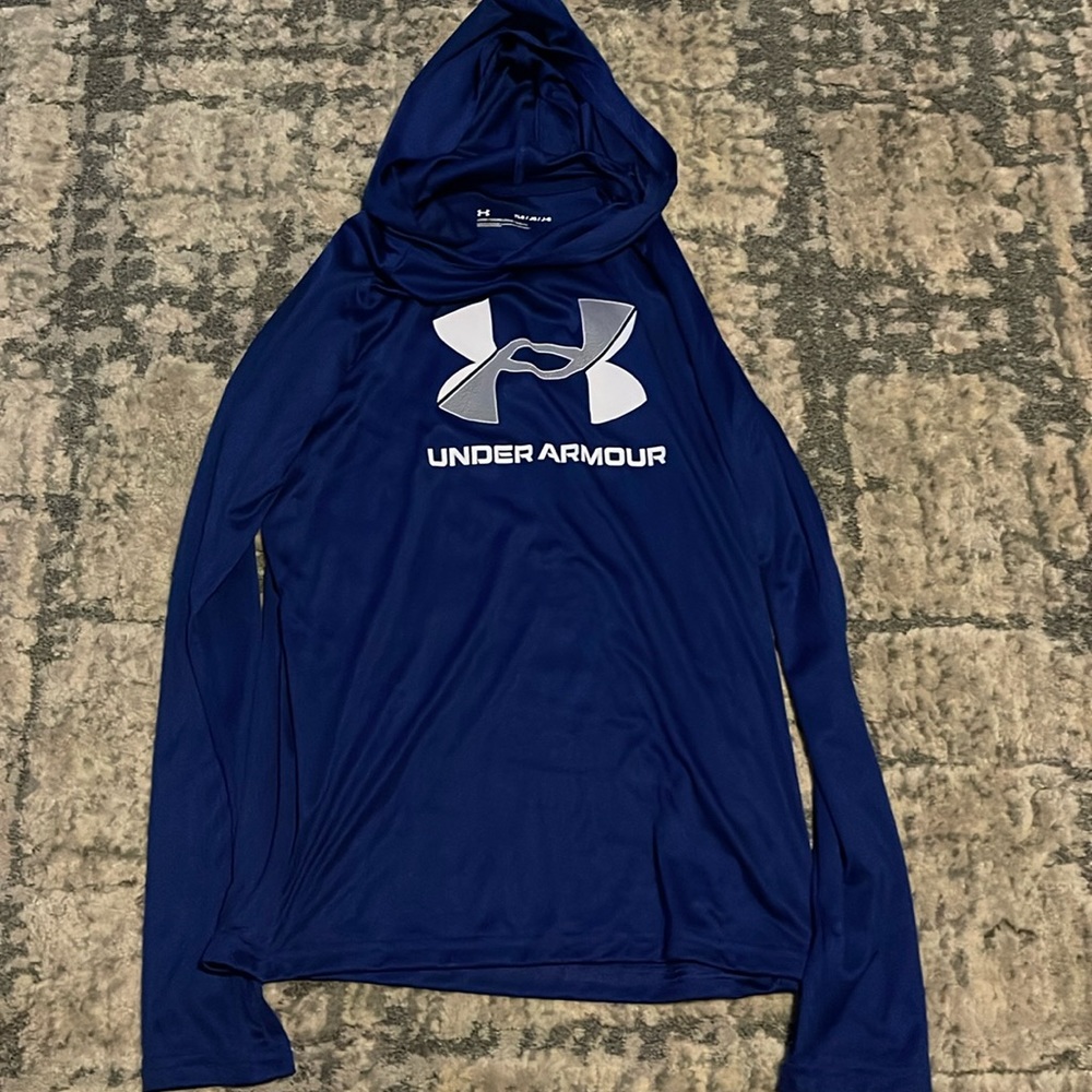 Under armour boys long sleeve NWOT